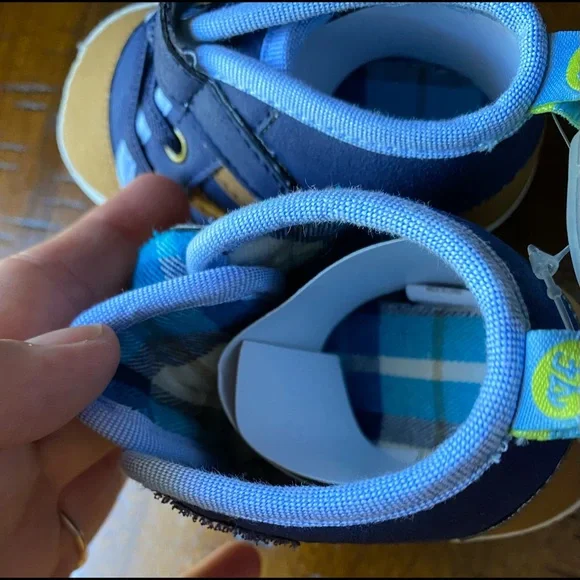 •NWT•First Steps by Stepping Stones Soft Walking Shoes - Picture 4 of 7